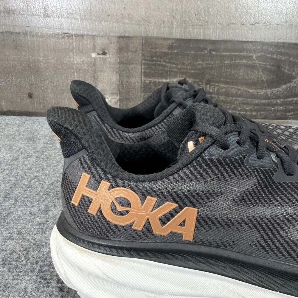 Hoka Clifton 9 Women's Running Shoes Size 8.5 Black/Rose Gold